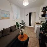 Barcelona Central Apartments